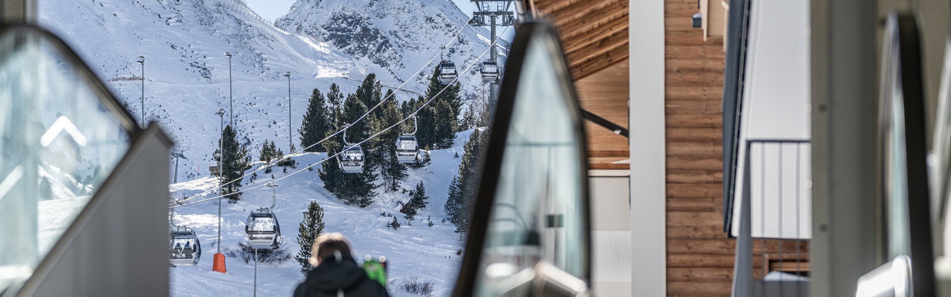 Hotel Edelweiss& Gurgl directly on the slope