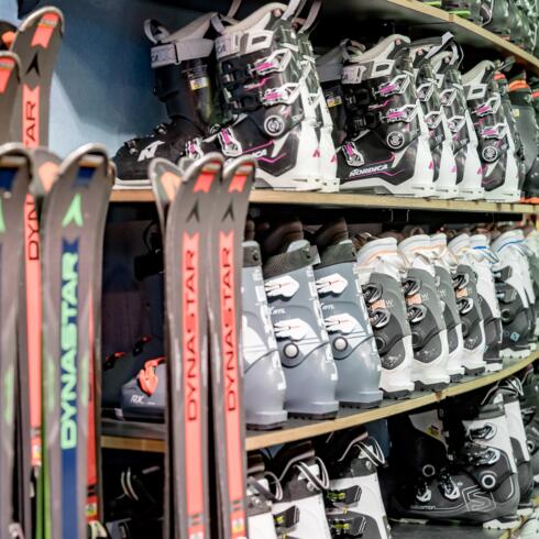ski and ski boot rent obergurgl